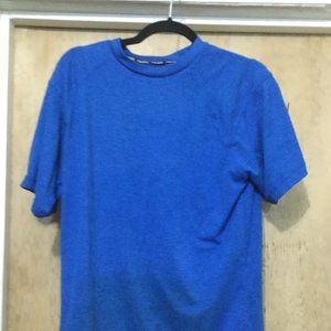 Head blue size small super soft t-shirt very good used condition